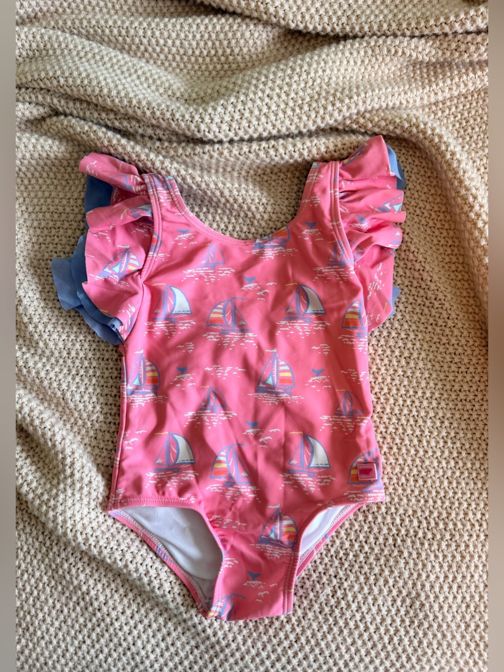 🎀 RuffleButts 2T Swimsuit — EUC